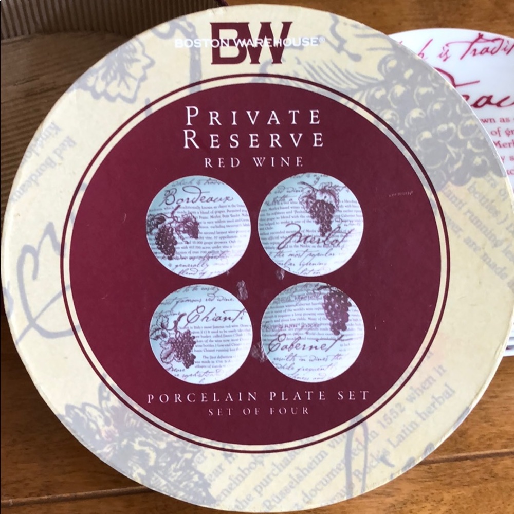 Dessert/cocktail Porcelain Plates, Set of Four - Picture 8 of 8